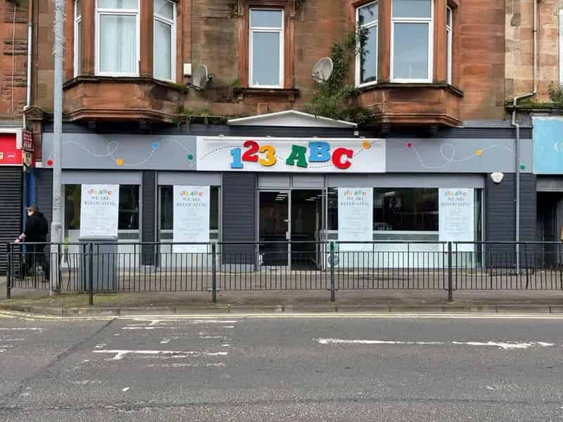 Town Centre Retail Unit 3570 sq ft Modern Fit Out