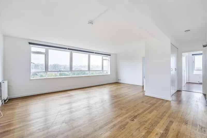 Two Bedroom Apartment near Gipsy Hill Station