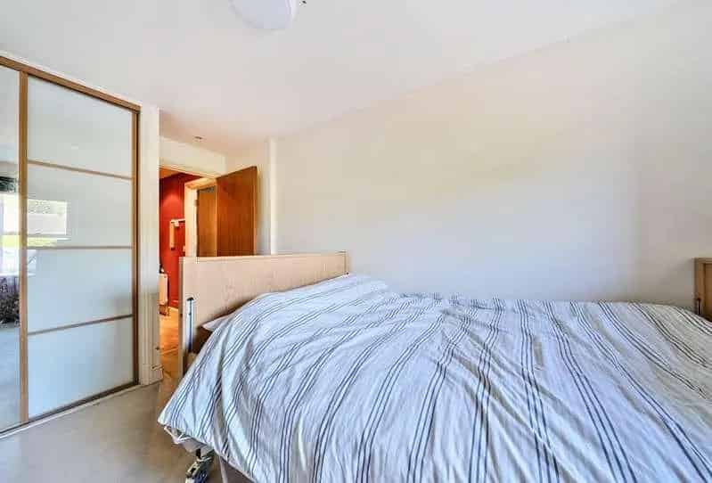 1 Bed Flat for Sale Near Sevenoaks Station