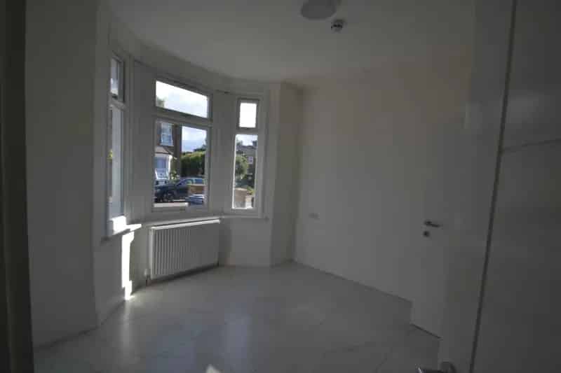1 Bedroom House Share House to Rent