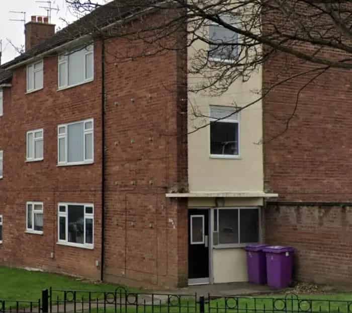 2 Bed Flat Belle Vale - 2nd Floor - Balcony - Garden