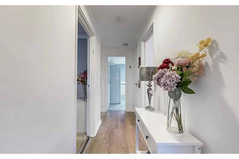 4 Bed Terraced House with 1 Reception Room