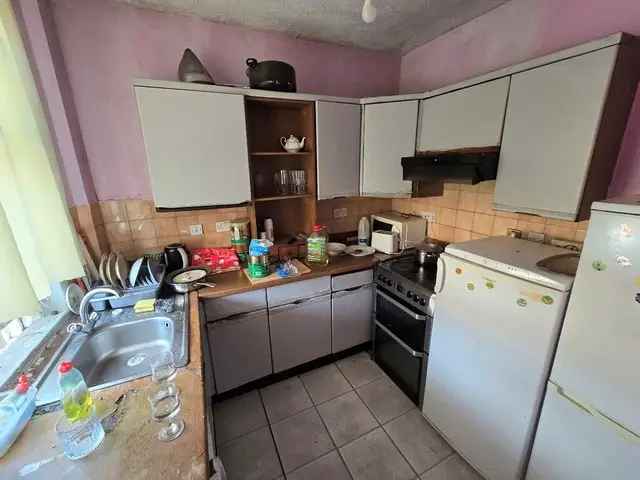 2 bedroom flat  for sale