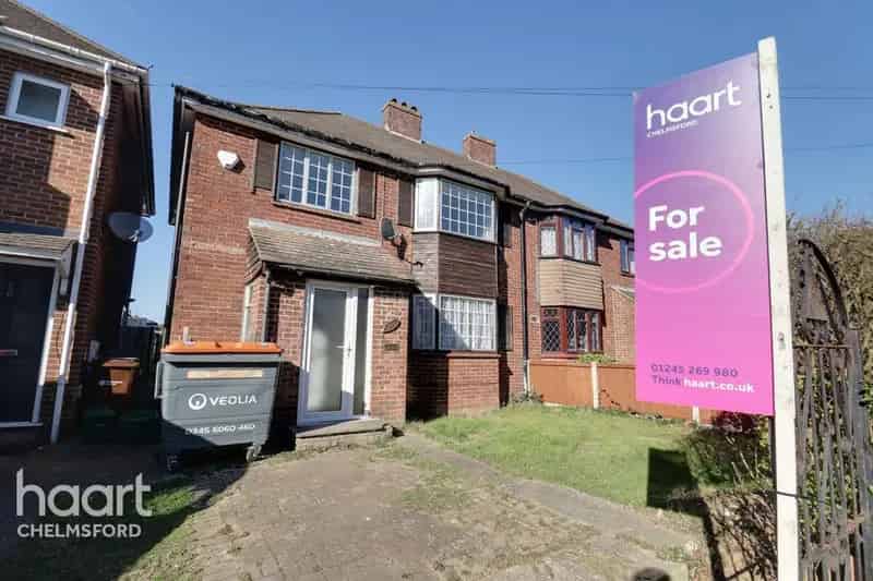 3 Bedroom Semi Detached House For Sale