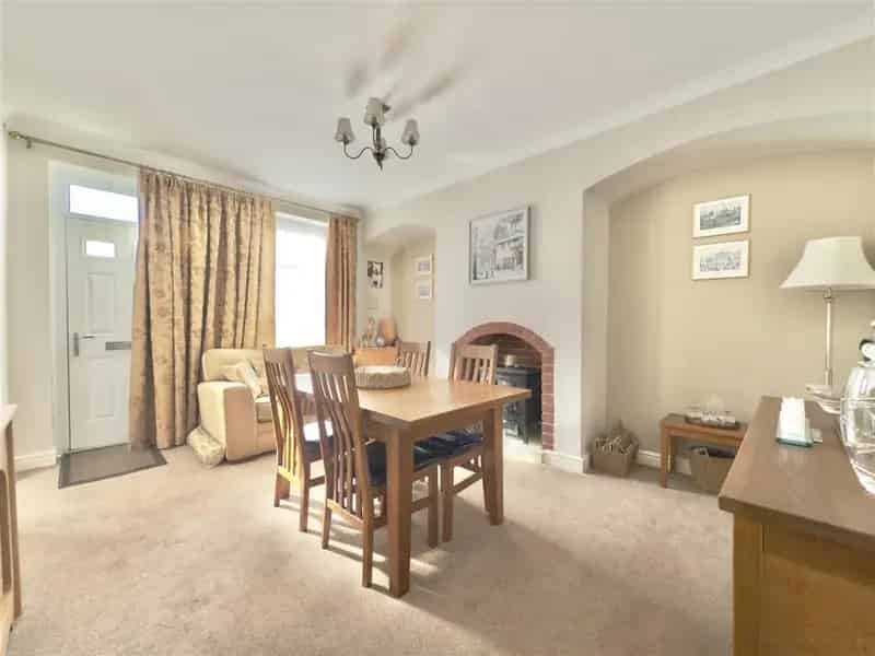 3 Bedroom House For Sale in Dodworth Barnsley