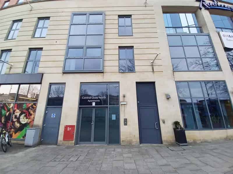 1 Bedroom Apartment Bristol City Centre Furnished Available End May