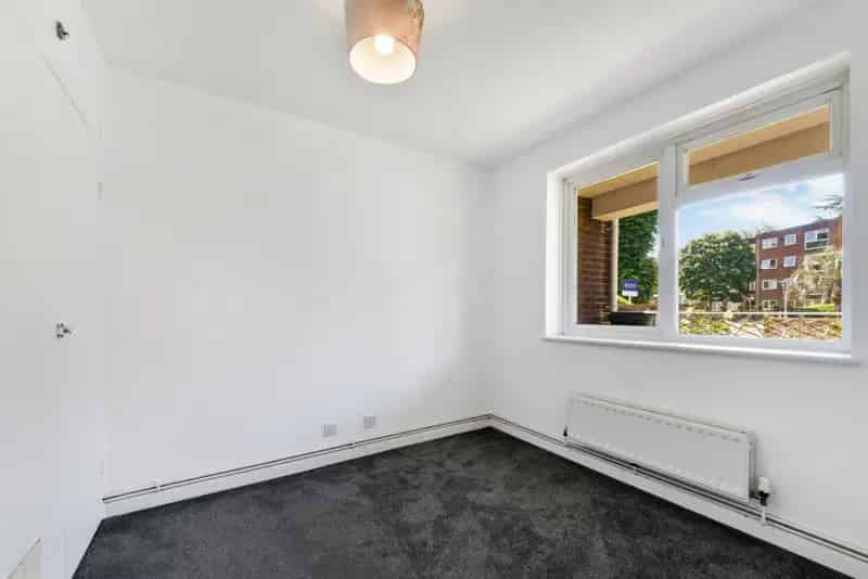 1 Bedroom Flat Apartment Beckenham - Ideal First Time Buyers Investors