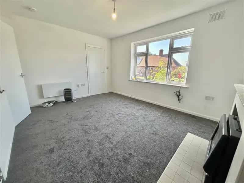 Two Bedroom House Near City Hospital - Fully Renovated