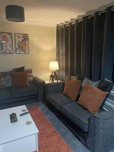 Two Double Bedroom Maisonette Swap Windsor