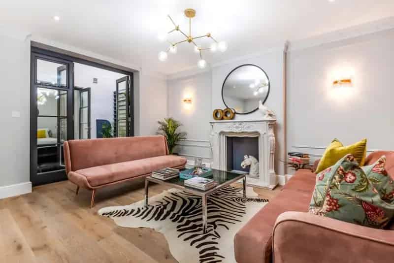Two Bedroom Period Conversion Queens Gardens Hyde Park