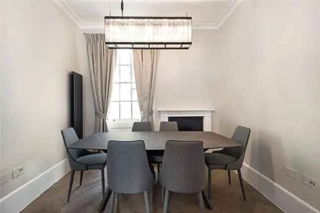 Terraced house to rent in Connaught Street, London W2