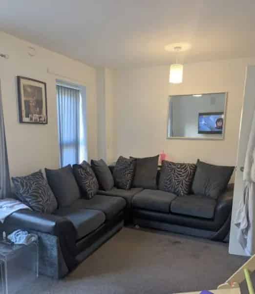 2 Bedroom House in Heywood Summit Area