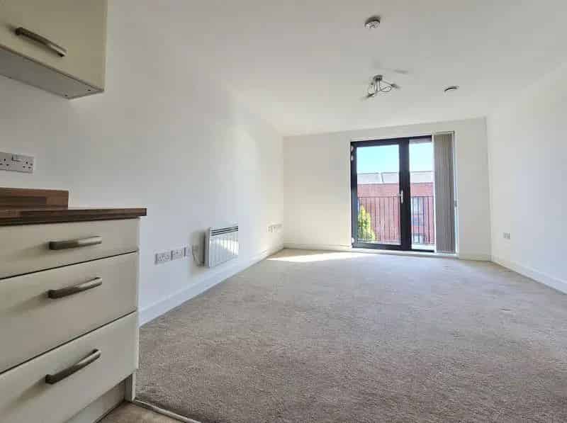 1 Bedroom Apartment to Rent - Modern Development