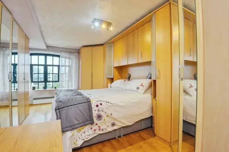 2 Bed Flat for Sale Liverpool Wapping Quay River Views