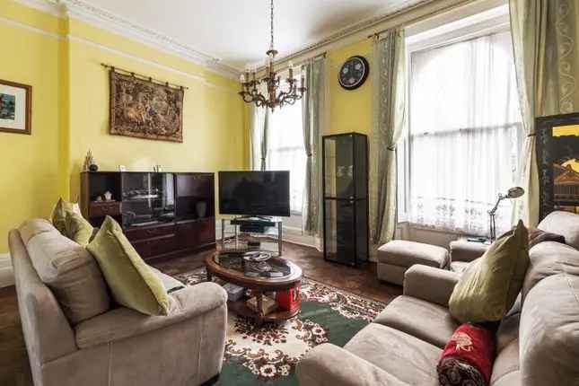 Detached House for Sale Highbury New Park N5
