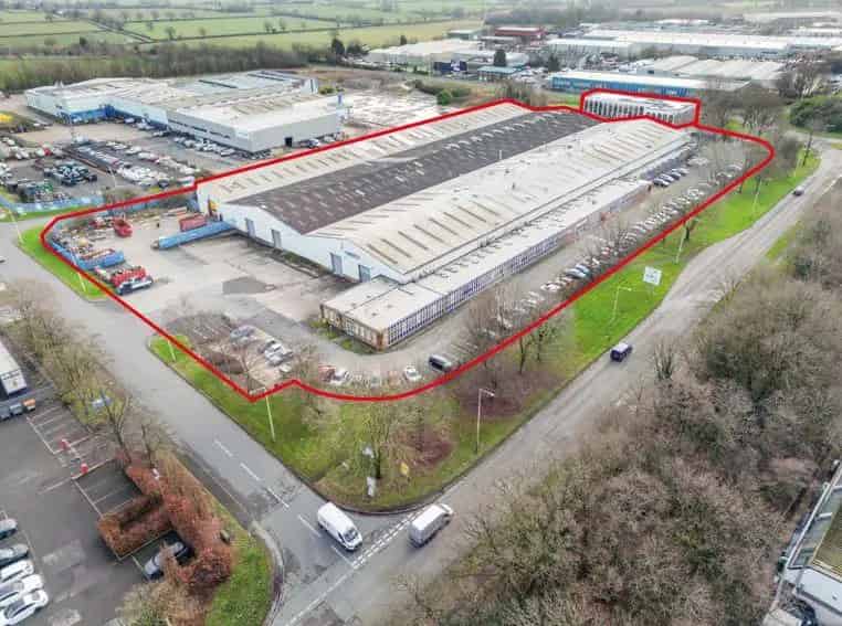 Industrial Building with Office Space Available in Telford