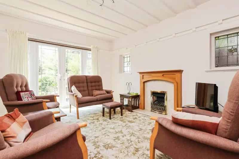 Detached Home Kings Heath Four Double Bedrooms Garage Gardens