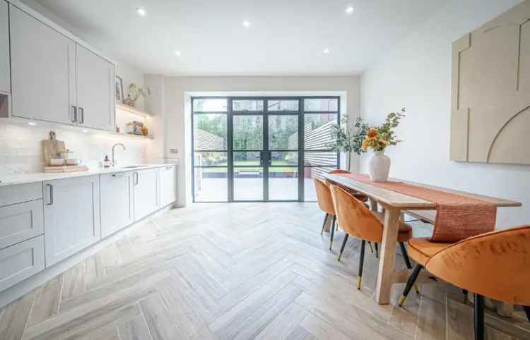 4 Bedroom Mews House for Sale in Harborne