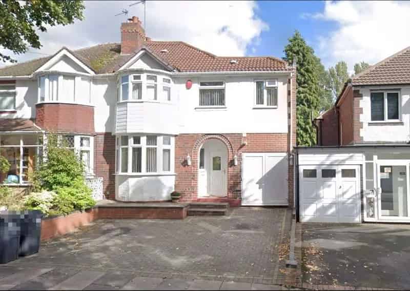 4 Bedroom Semi Detached House to Rent