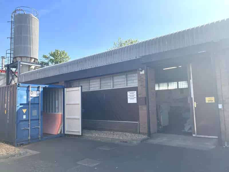 Industrial Unit for Rent