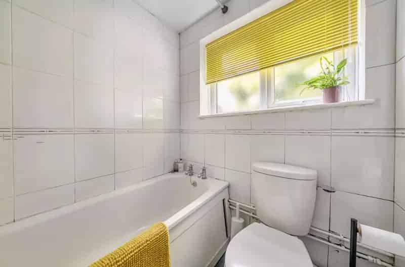2 Bed House for Sale in Andover Town Centre