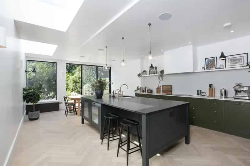 4 Bedroom Victorian House for Rent