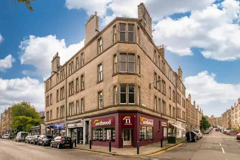 2 bedroom flat to rent Edinburgh