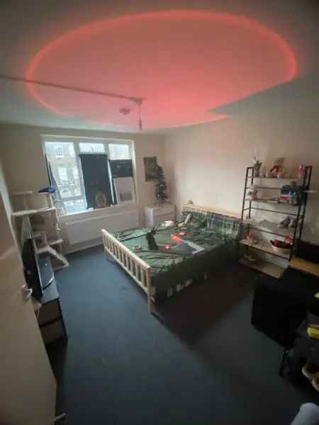 Flat For Rent in London, England