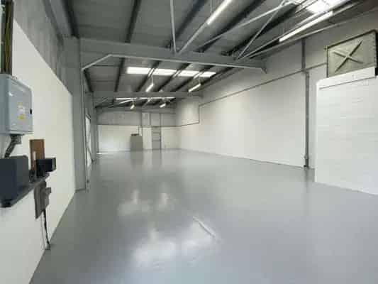 Warehouse Unit to Rent in Glasgow Oakbank Trading Estate