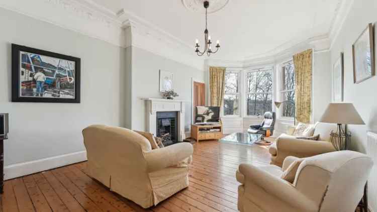 2-Bedroom Tenement Apartment North Kelvinside