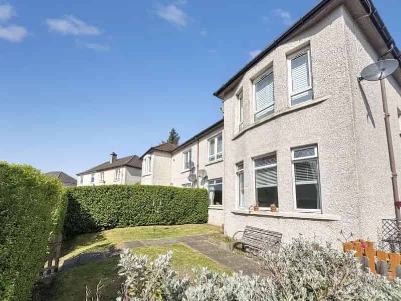 3 bedroom apartment for sale