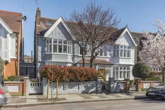 5 6 Bedroom House for Sale Barnes SW13 Large Garden Family Home