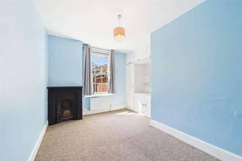3 Bed Victorian House for Sale Large Garden Parking