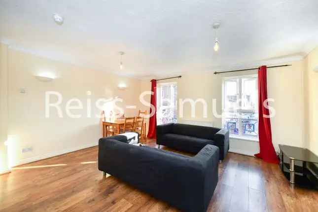 Semi-detached house to rent in Ambassador Square, Isle Of Dogs, Canary Wharf, London E14