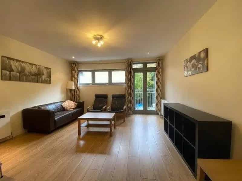 4 Bedroom Flat to Rent