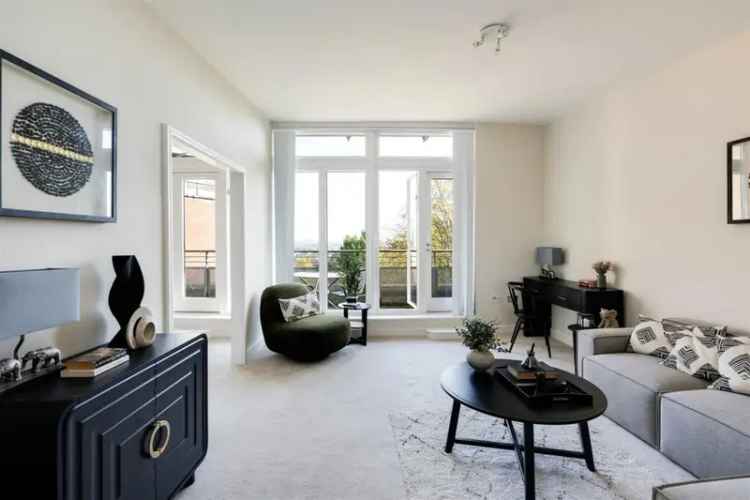 2 Bedroom Penthouse Apartment for Sale Alderman s Park