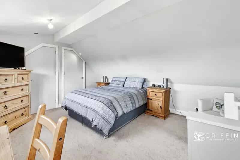 3 Bed Semi-Detached House for Sale
