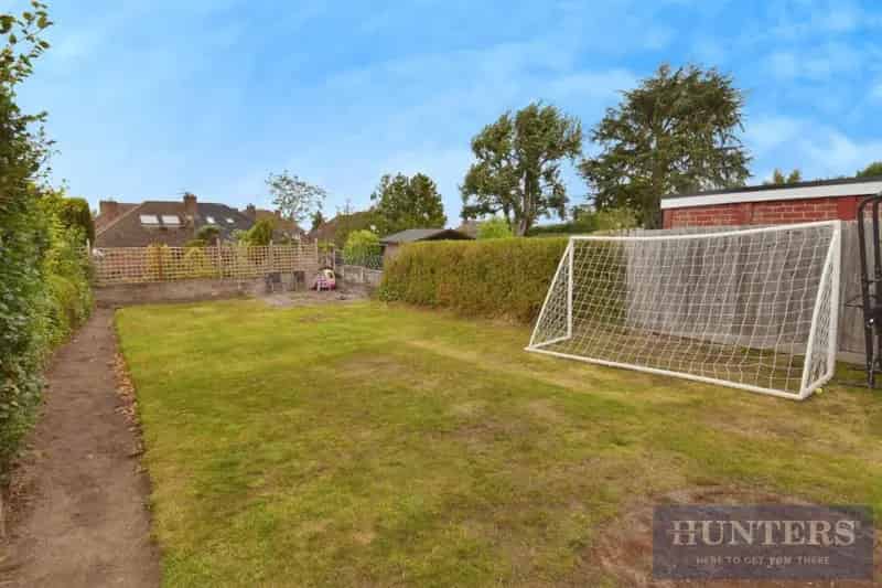 3 bed house for sale