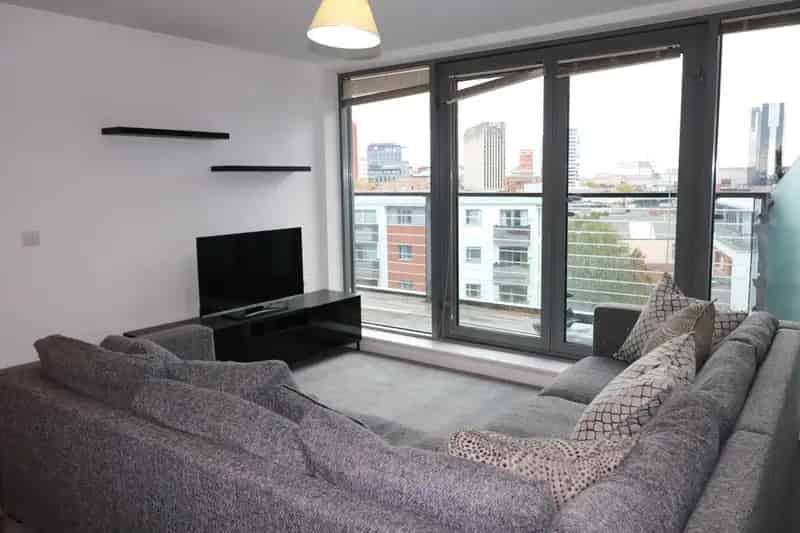 2 Bedroom Apartment to Rent Skyline Development