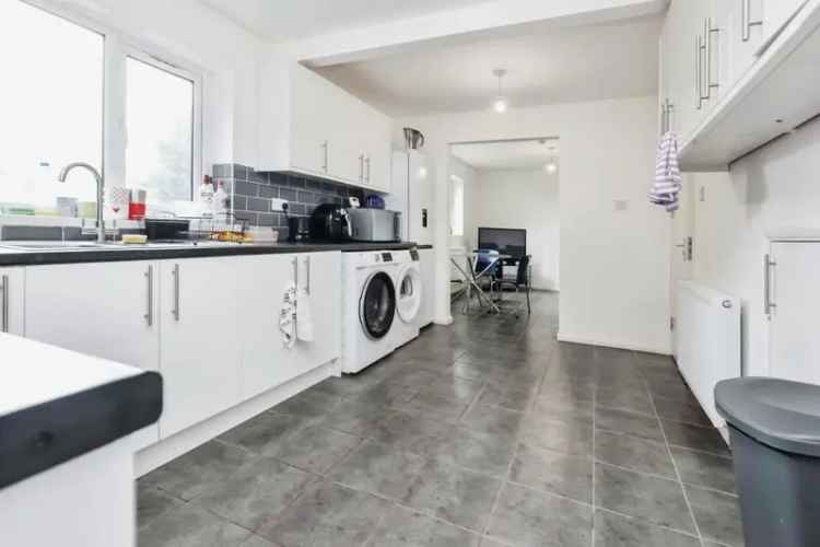 5 Bedroom HMO Detached House For Sale