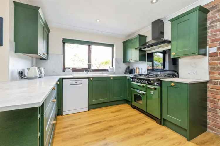 Spacious Detached Bungalow with 5 Bedrooms and Double Garage