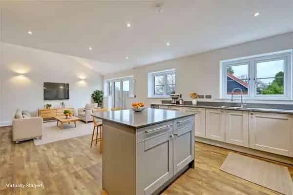 Larcombe Mews, Main Road, Margaretting, Ingatestone, CM4 9LA | New homes for sale | Savills