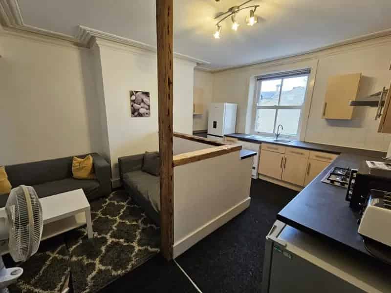1 Bedroom Flat To Rent Available Now