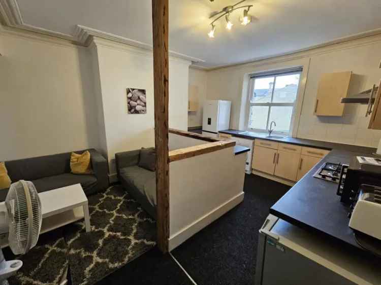 1 Bedroom Flat To Rent Available Now