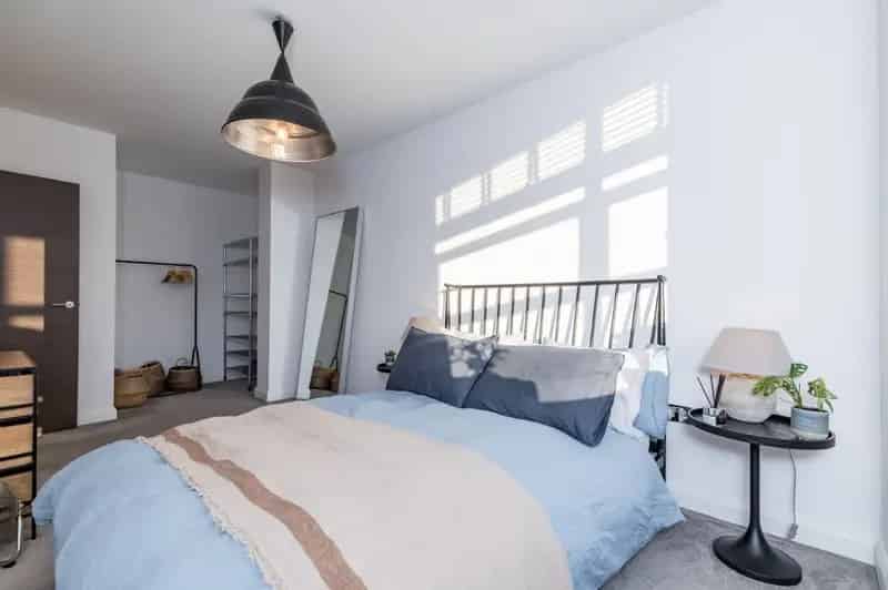 1 Bedroom Flat for Sale Wilmslow Cheshire SK9 Chain Free