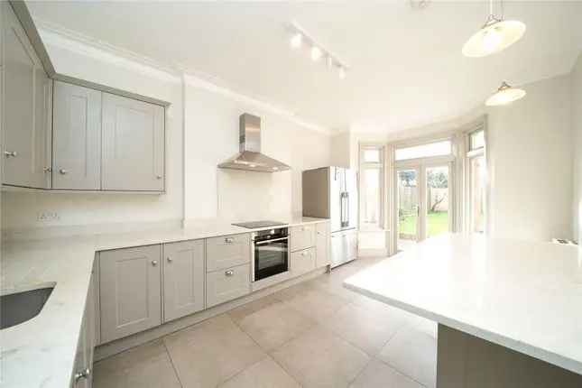 5 Bedroom Semi-Detached House for Rent Near East Acton Station