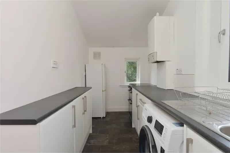 1 Bed Flat Tranent East Lothian - Spacious First Floor Apartment