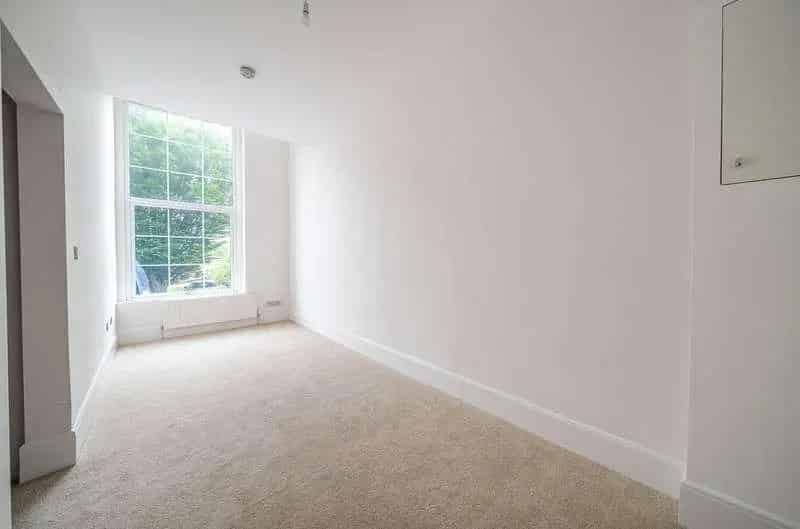 2 Bed Flat for Sale in Rose Court Tewkesbury