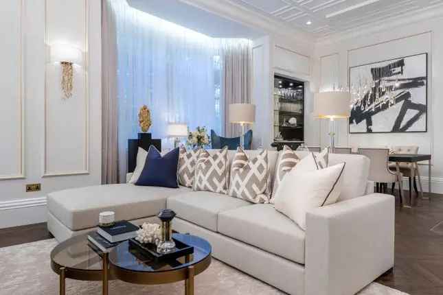 Hyde Park Place 3-Bedroom Duplex Flat for Sale