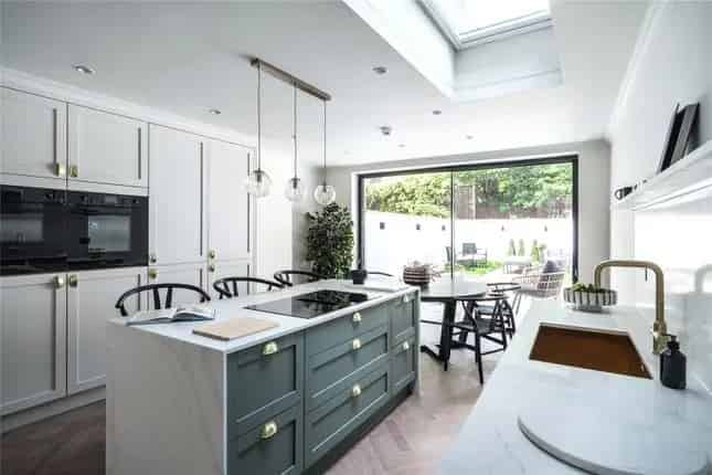 Four Bedroom Victorian House Highbury London